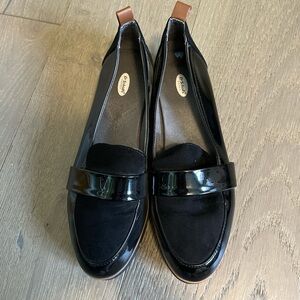 Dr. Scholls black leather loafers